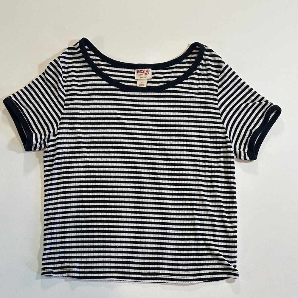 Mossimo Supply Co. Black & White Striped Short Sleeve Top Women’s Small